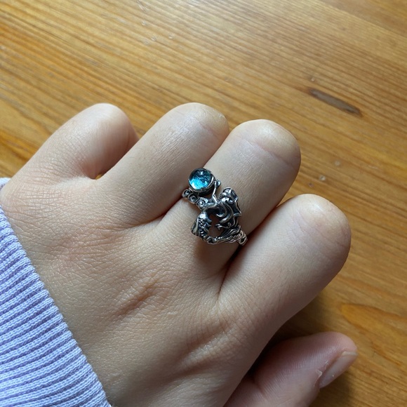 Adjustable sterling silver Mermaid ring with blue topaz - Picture 4 of 8